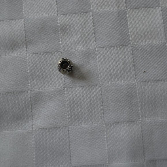 Authentic Pandora Daisy Charm - Picture 7 of 7